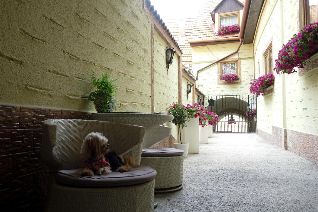 Hotel Claudiu Sighisoara Exterior photo